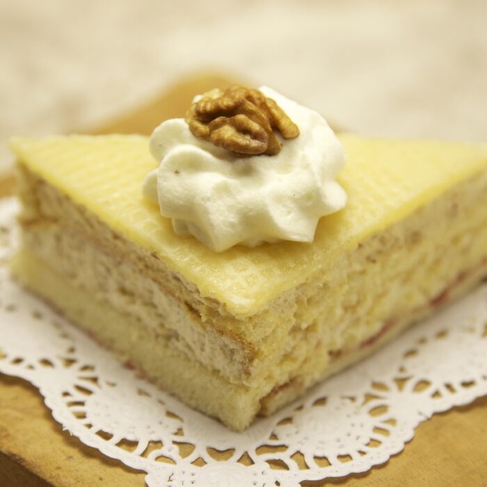 Nuss-Marzipan-Schnitte